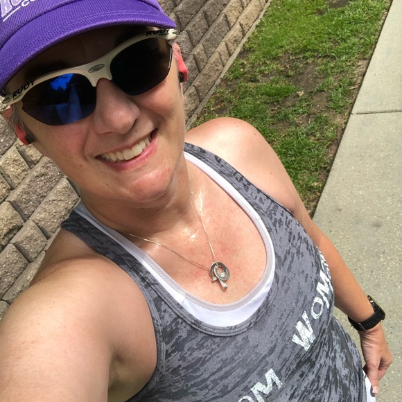 Meet your Posher, April - Picture 2 of 2